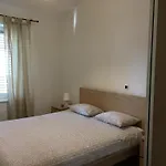 Plavi&zuti Apartment Zaboric