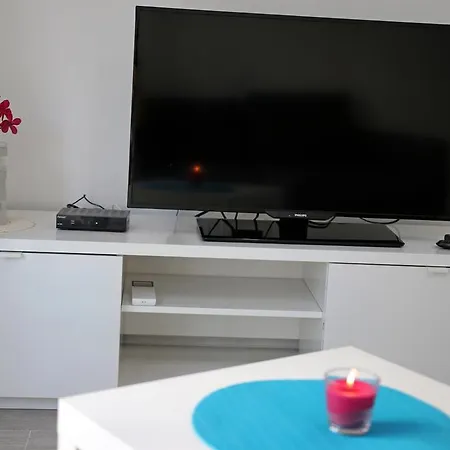 Plavi&zuti شقة *
