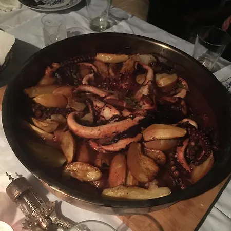 شقة Plavi&zuti *